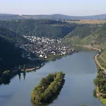 Unter Dem Schild * Oberfell