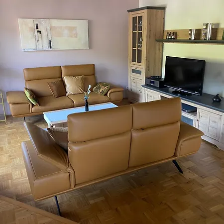 Unter Dem Schild Daire