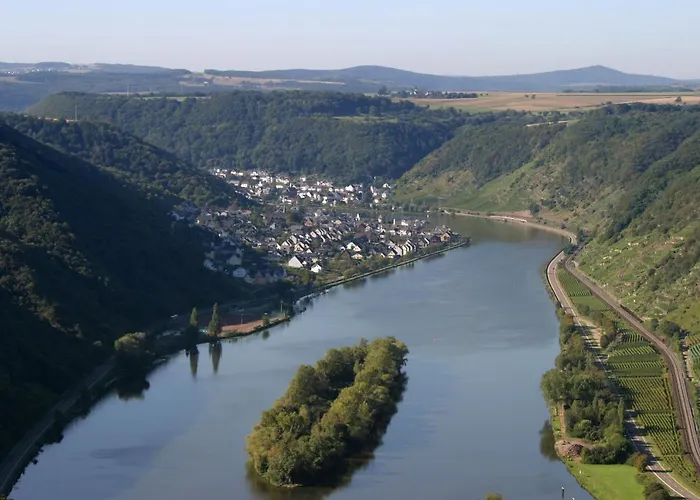 Unter Dem Schild * Oberfell